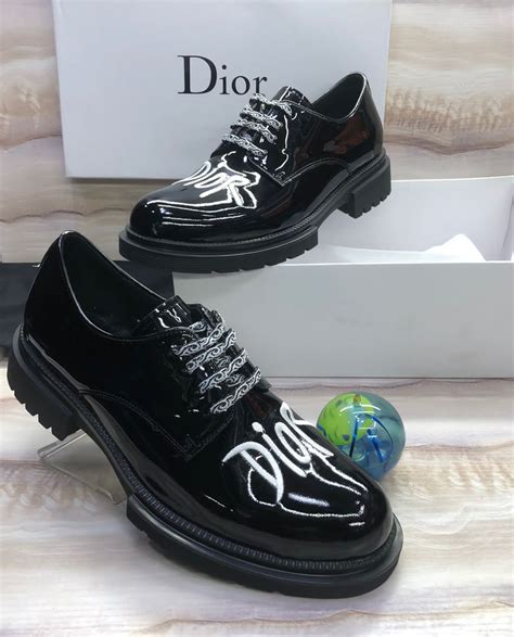 dior corporate shoes|Mehr.